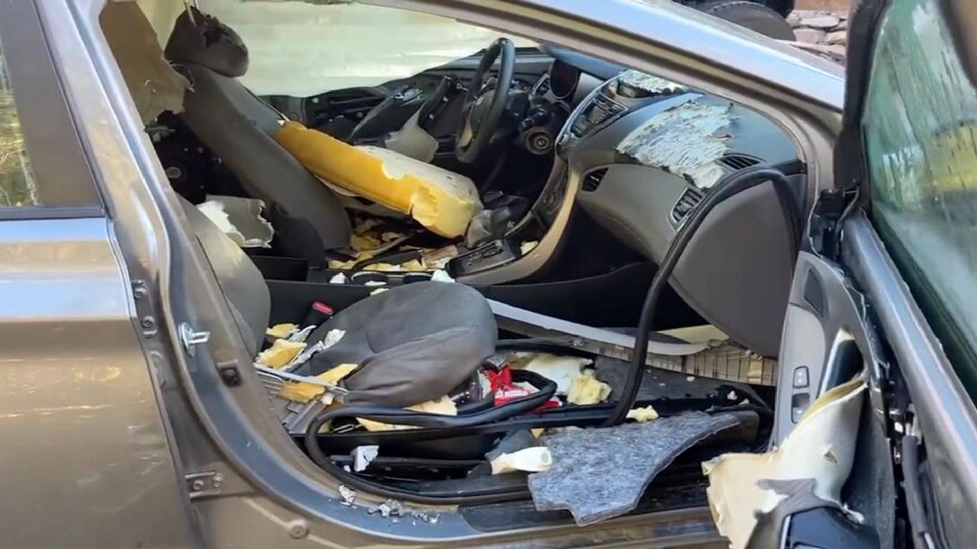 Mann hadde innbrudd i bilen sin: Da han fant ut hvem tyven var, fikk han sjokk