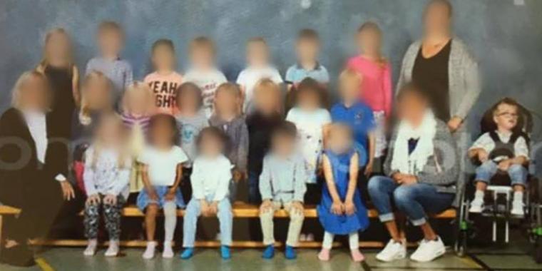 Veronica fikk et sjokk da hun så sønnens klassebilde