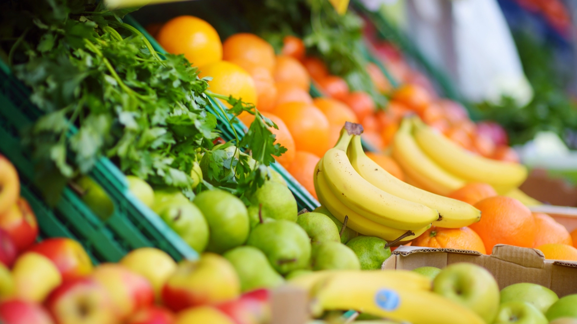 Sannheten bak klistremerkene på frukt og grønnsaker