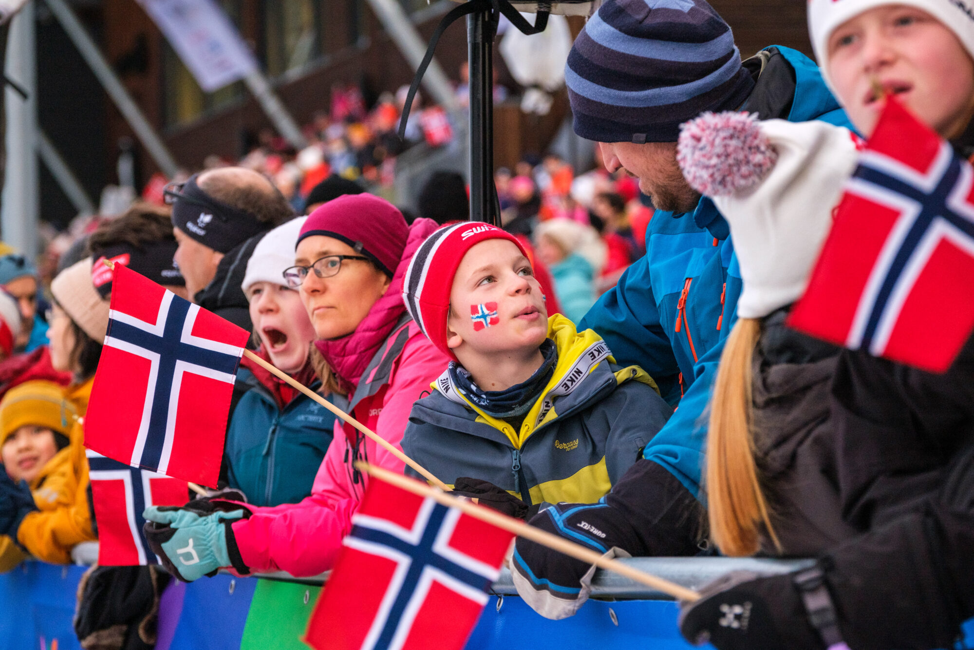 Ski-VM: Avlyste og utsatte renn og advarsler til publikum – Nå er også stafetten utsatt