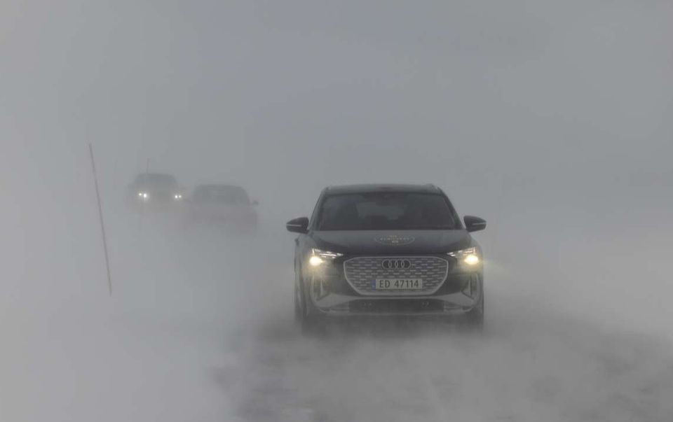 Snøkaoset stenger flere veier