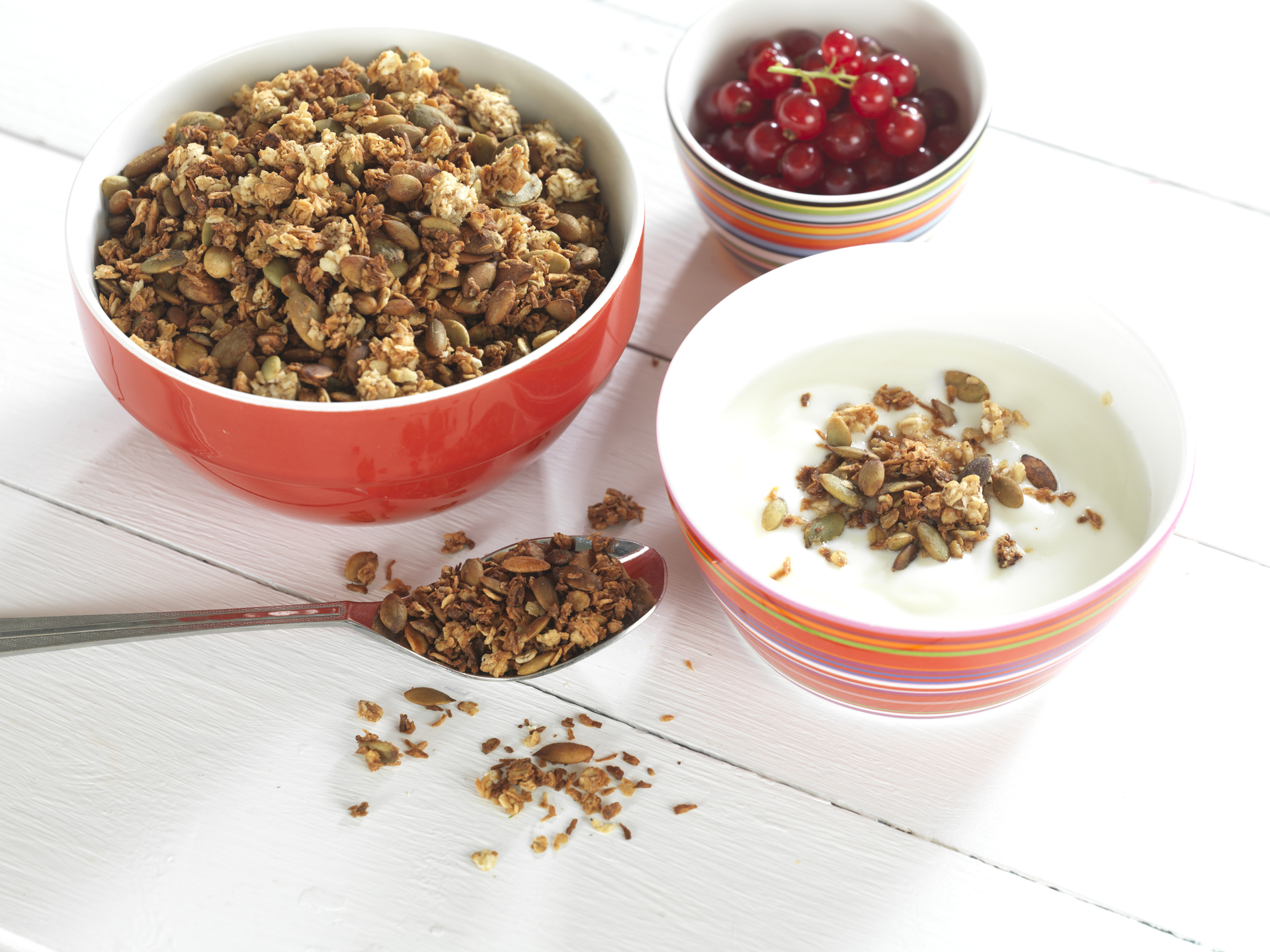 Hjemmelaget granola: deilig dessert – eller snacks om du vil!