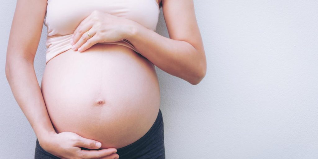Ble endelig gravid igjen etter ufrivillig abort: Så fikk paret et sjokk ved første skanningen
