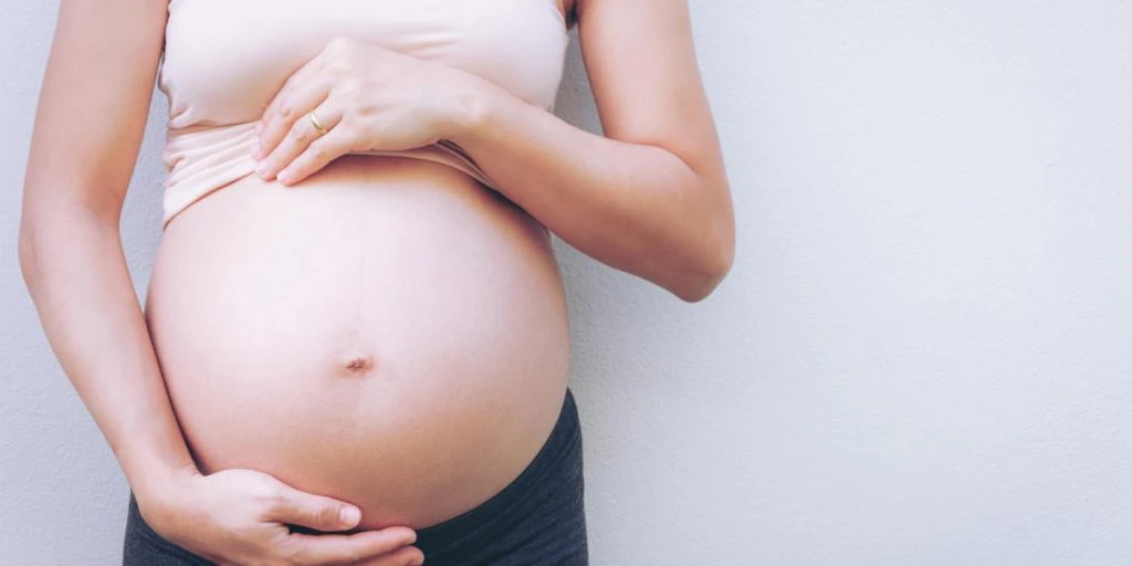 Ble endelig gravid igjen etter ufrivillig abort: Så fikk paret et sjokk ved første skanningen