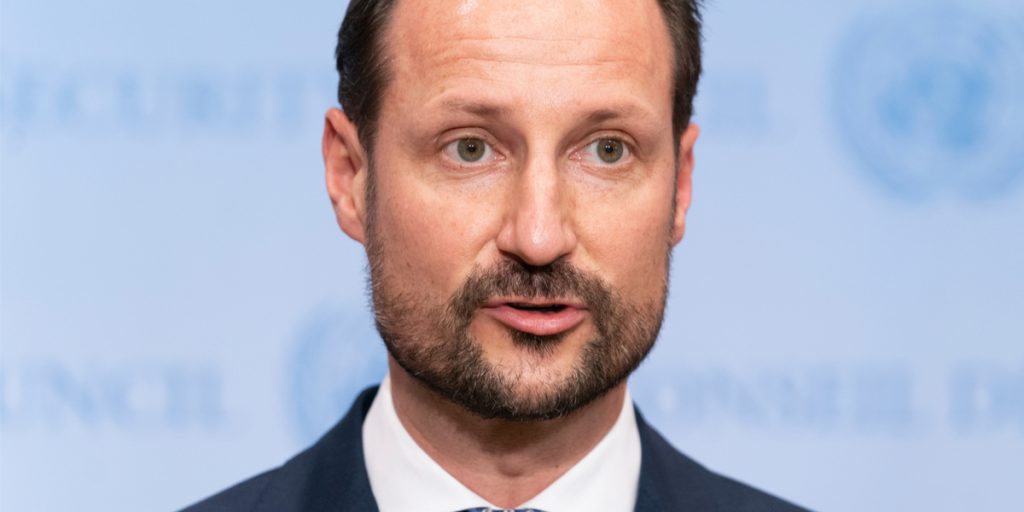 Kronprinsen smittet med korona