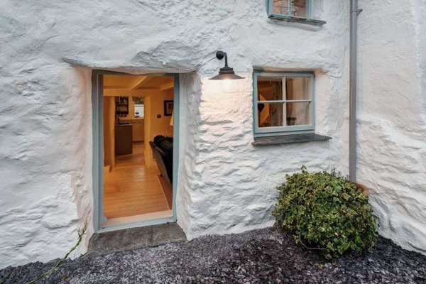 Dette huset er over 300 år gammelt – en liten titt inn og du er solgt