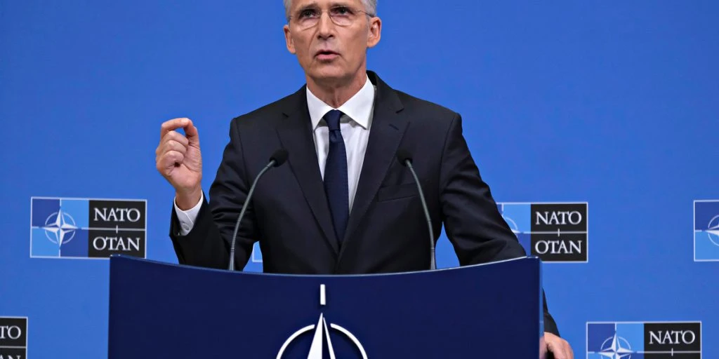 Stoltenberg advarer: Risiko for stor krig