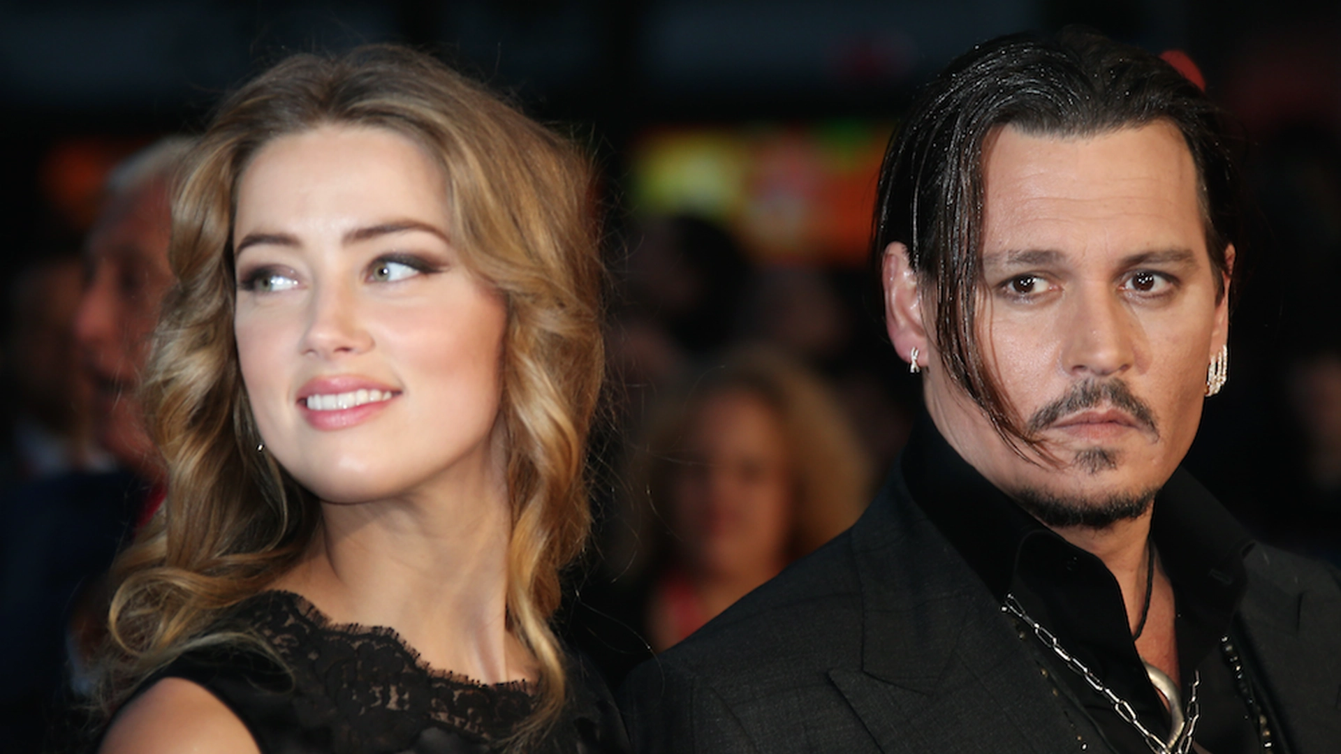 Nye detaljer har dukket opp etter Johnny og Amber rettsaken: «Ville sparke meg»