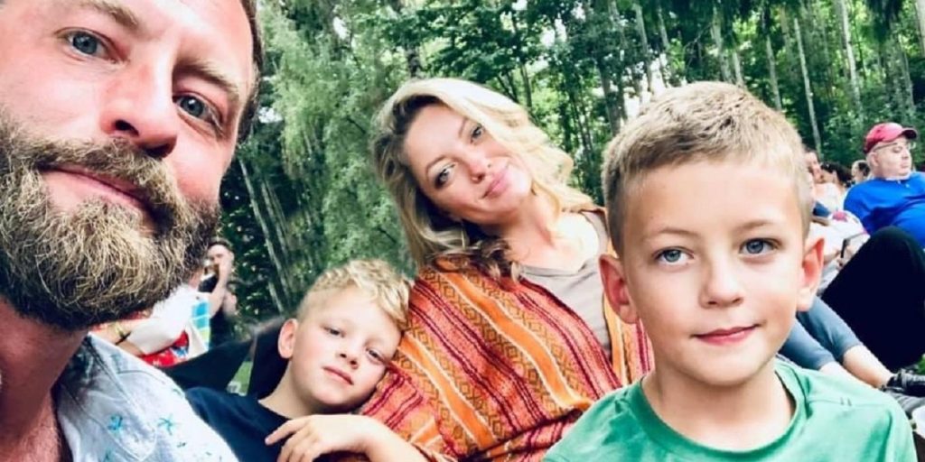 Åtte år gammel sønn døde mens han sov: Nå har pappa en viktig beskjed til andre foreldre