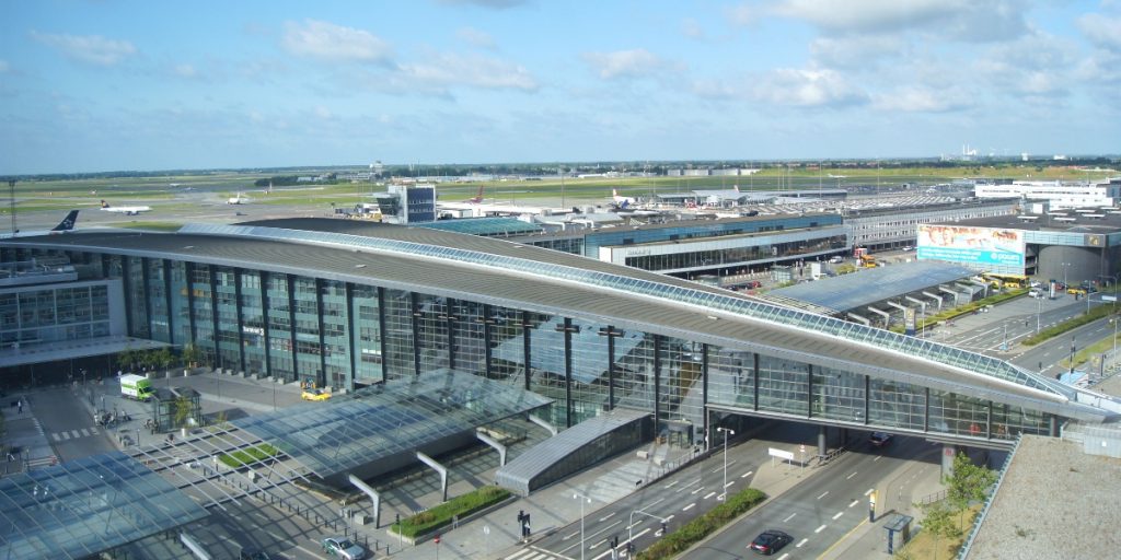 Drama på København lufthavn: Fly i brann