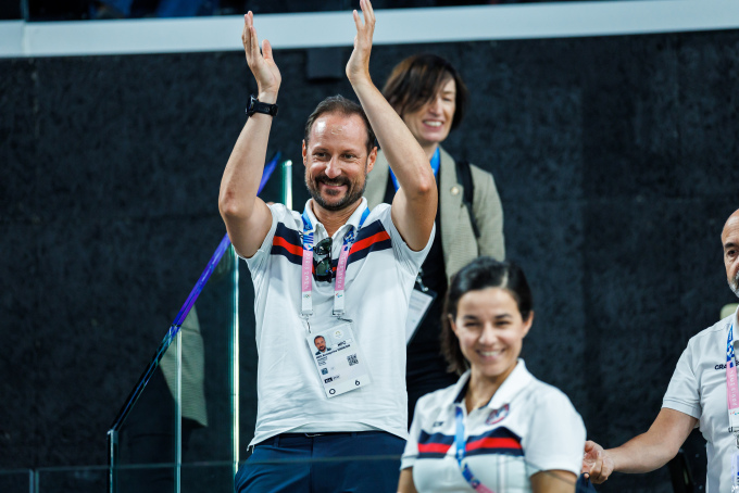 Kronprinsen jubler for norske medaljer