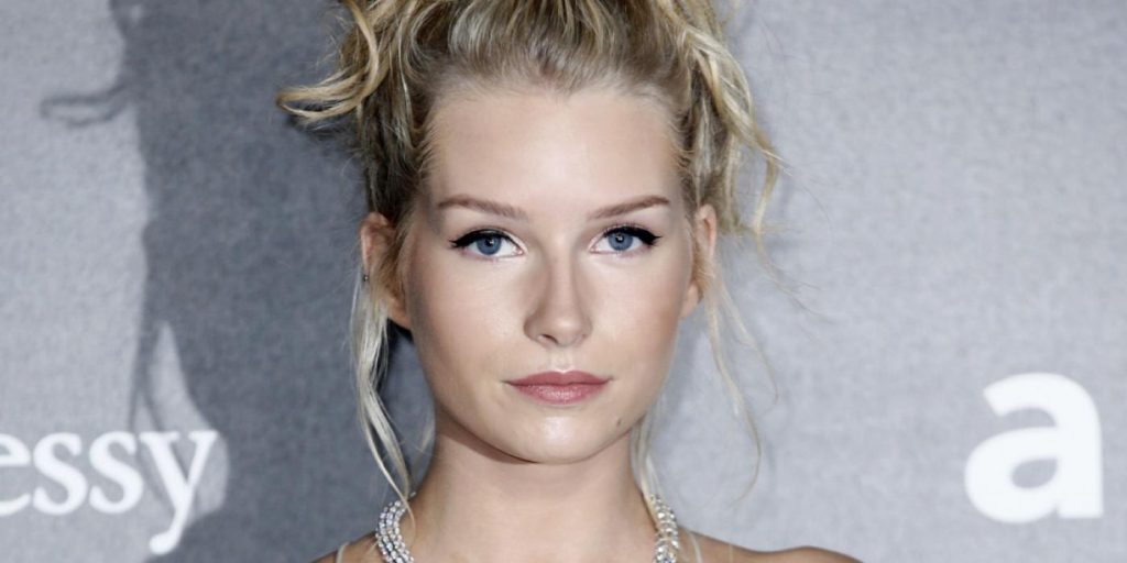 Kate Moss’ søster Lottie Moss gjør det igjen: Overlater INGENTING til fantasien