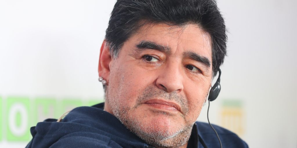 Åtte personer siktet for drap på Maradona