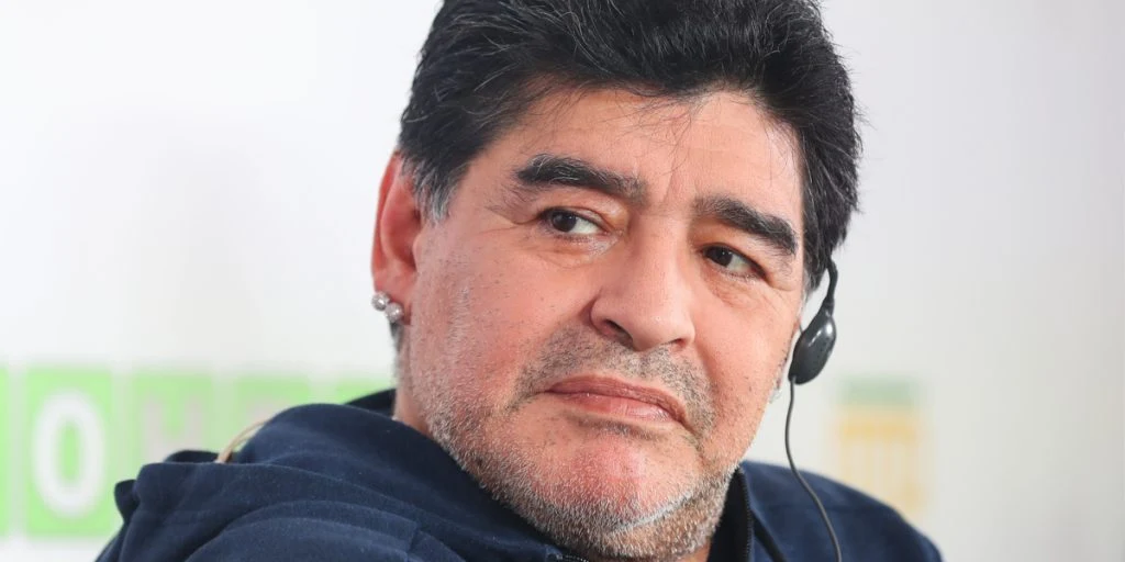 Åtte personer siktet for drap på Maradona