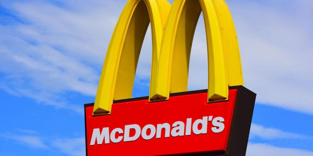 McDonald’s restaurant stengt: Du vil ikke gjette hva kunden fant i maten sin