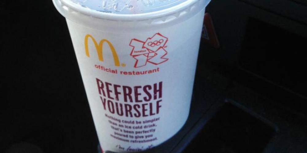 Hvorfor McDonald’s Coca Cola smaker bedre