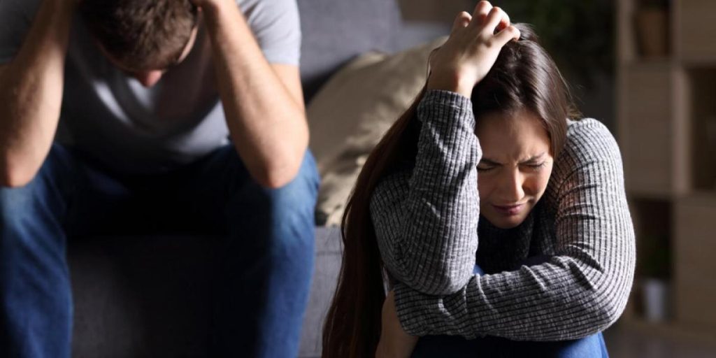 Hun fant ham med sin ekskjæreste en måned før bryllupet: Nå deler hun sin «hevn»