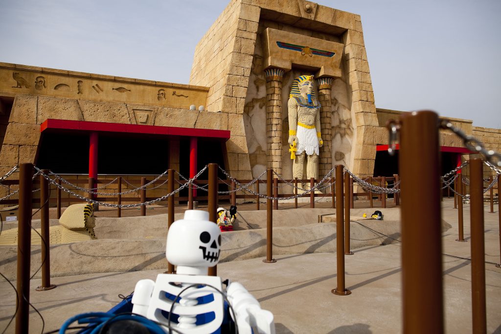 To 6-årige jenter seksuelt forulempet i Legoland: Nå jakter politiet «sykt rovdyr»