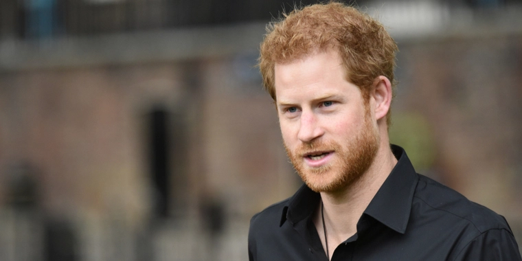 Kongefamilien gjør det offisielt: Prins Harry er fortid