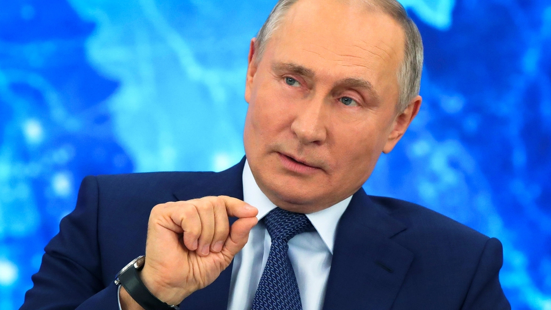 Putin mangler penger: Vil innføre største skattereform på 25 år