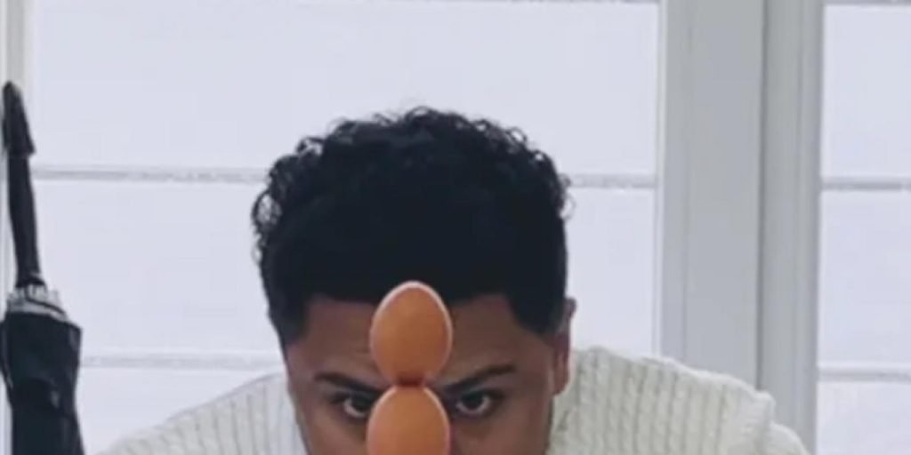 Mohammed har slått vanvittig verdensrekord: «Trosser» tyngdekraften