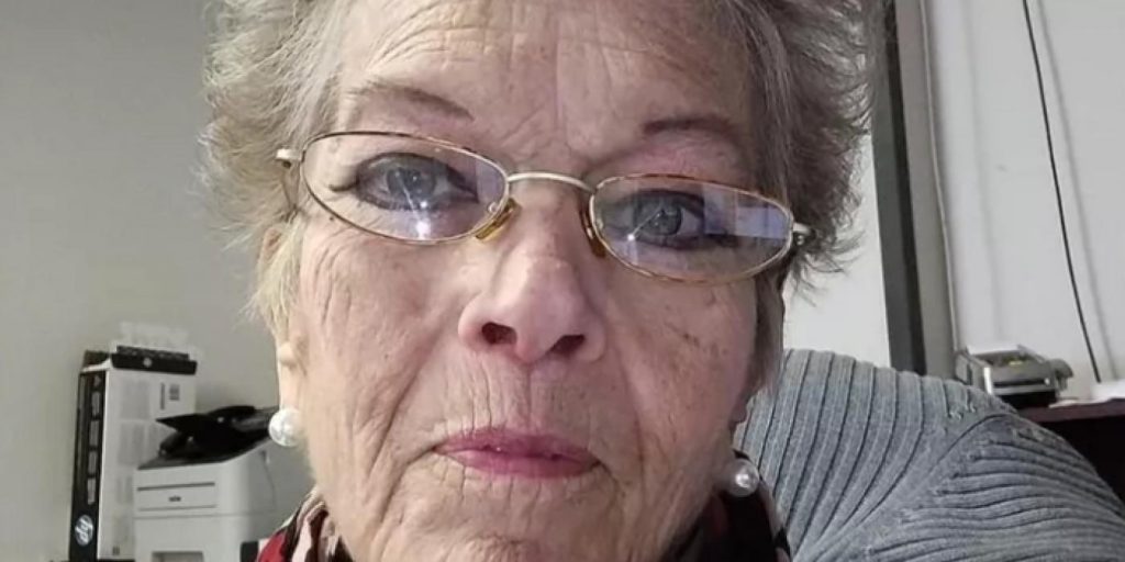 Biltyv slo 72 år gammel kvinne og stjal bilen hennes: Men karma slo til med en gang