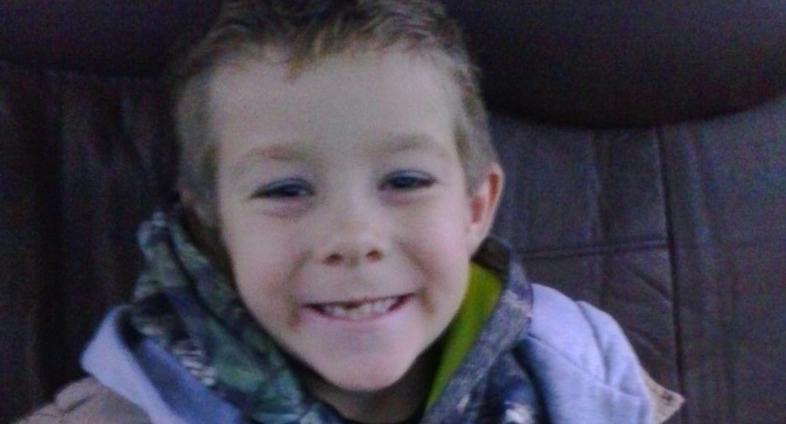 8 år gamle Nicolas forsvarte sin venn og ble spyttet på: Så fikk han en god idé