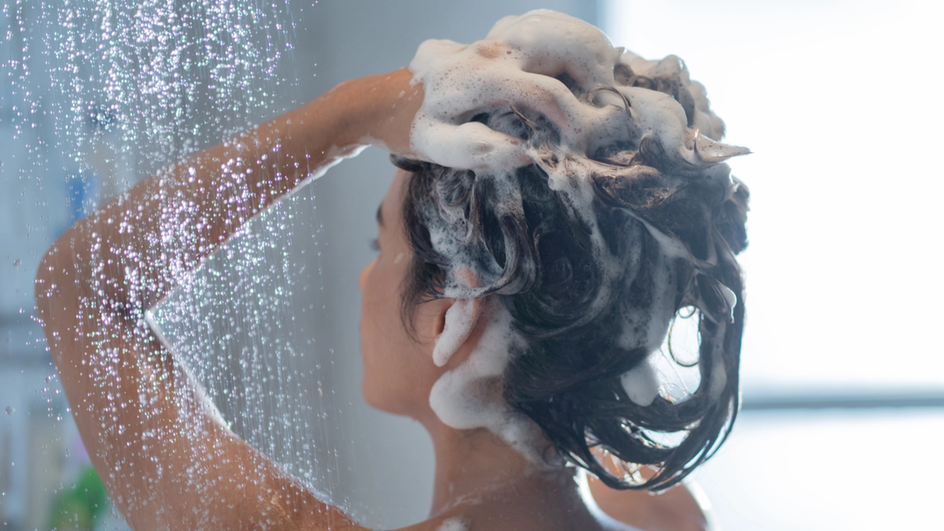 Når bør du vaske håret: Om morgenen eller om kvelden? Mange gjør ubevisst feil