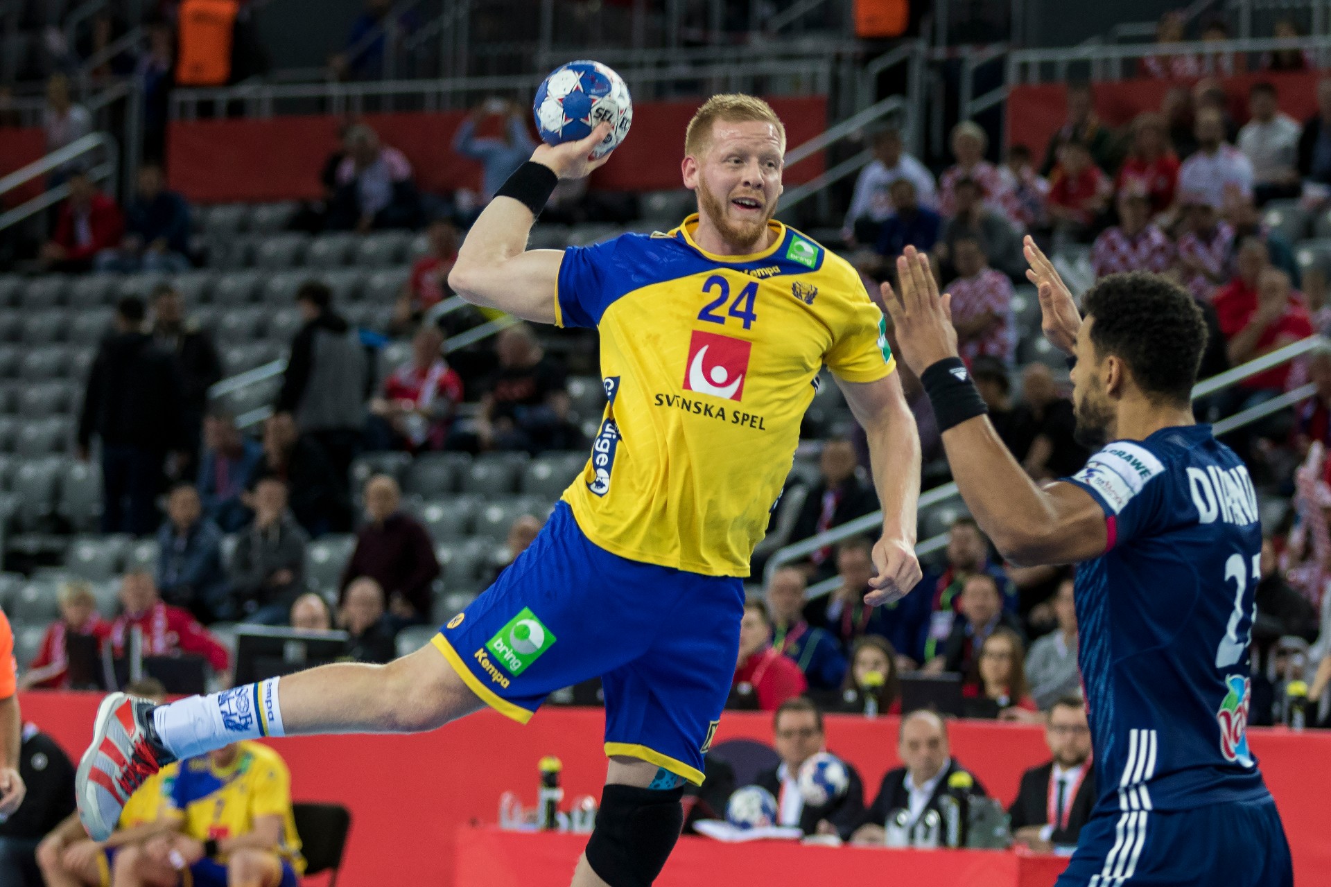 Håndballstjerne sovnet bak rattet