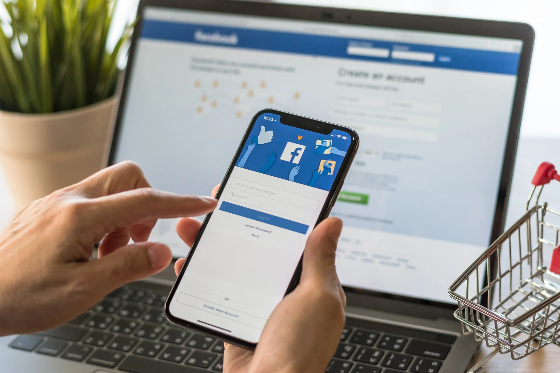 Facebook-brukere advares: Unngå dette for enhver pris