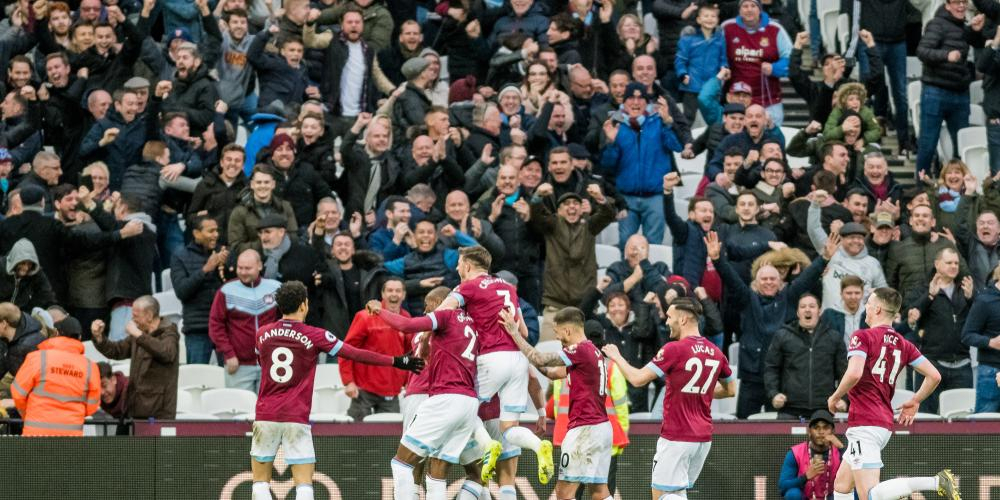AU! Fan blir skadet under feiring av mål