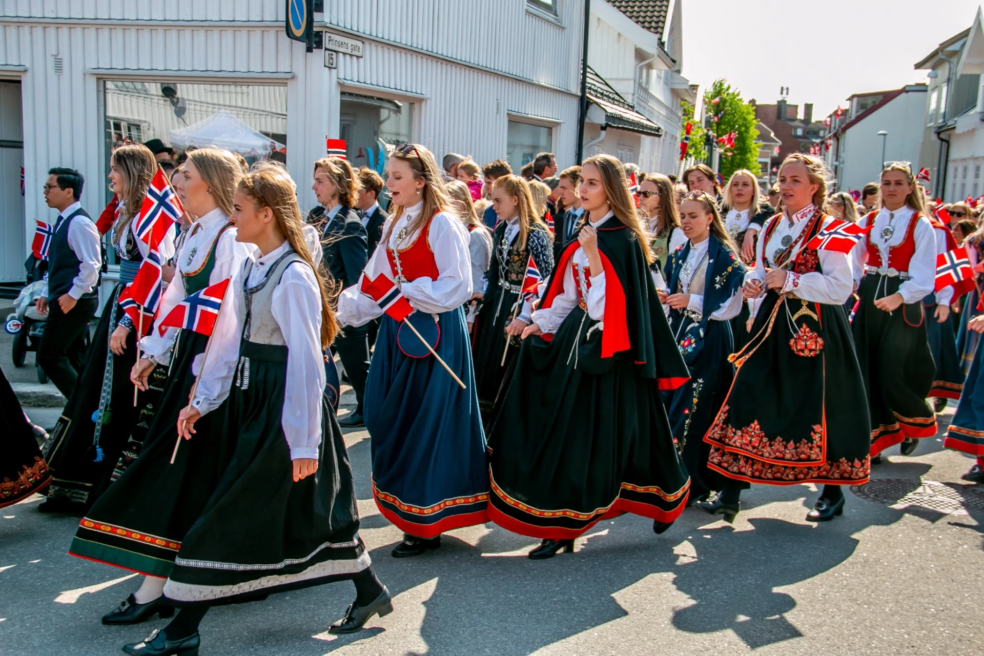 Slik unngår du de vanligste bunads-uhellene
