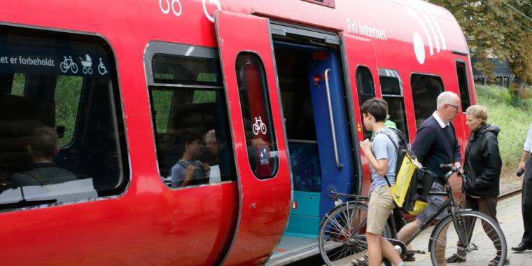 Trodde ikke sine egene øynene: Festen fortsatte på togsporet