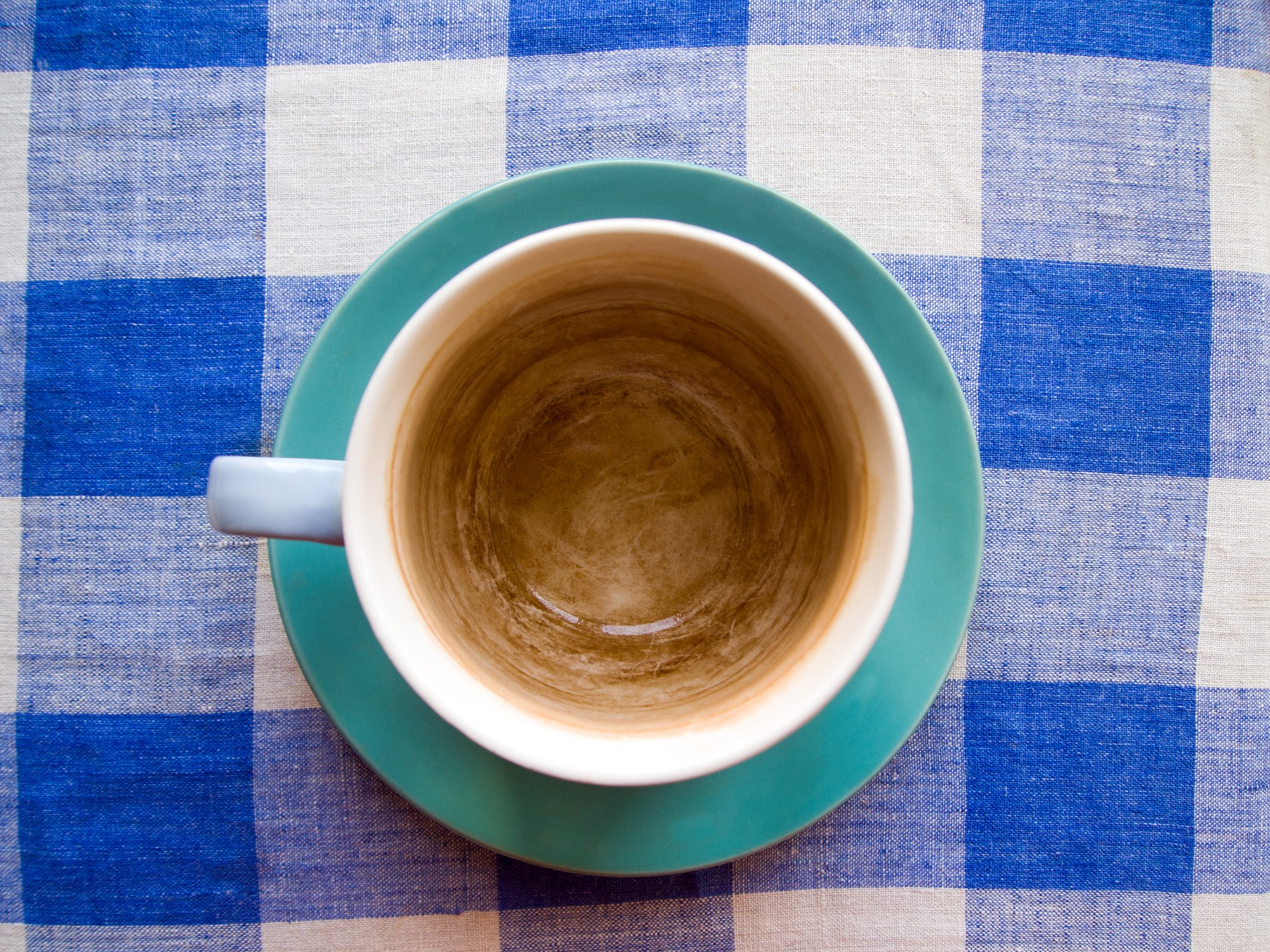 Flekkete kopper etter kaffe eller te – det fikser vi lett!