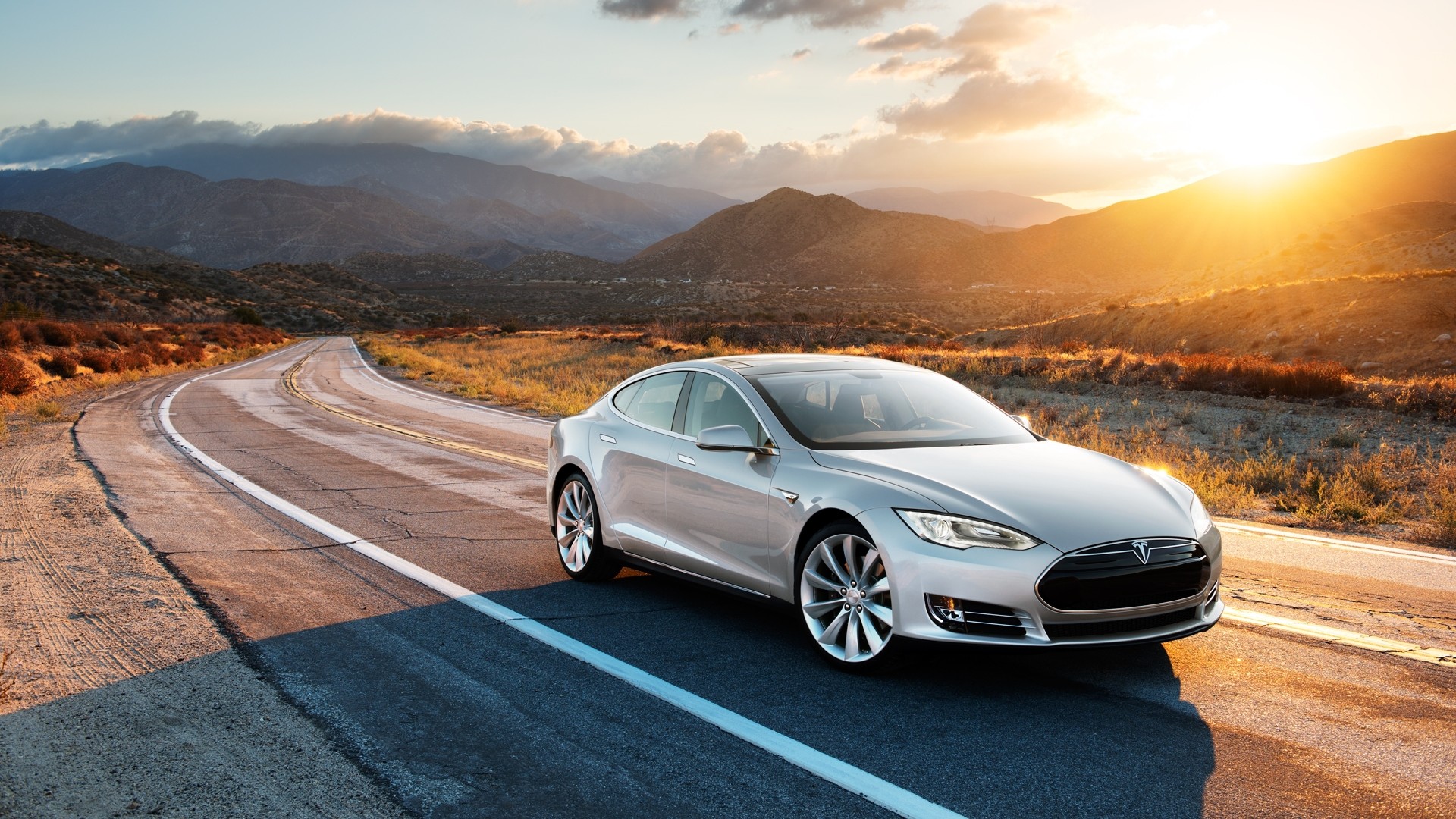 Tesla tar grep: Drastiske priskutt på flere modeller
