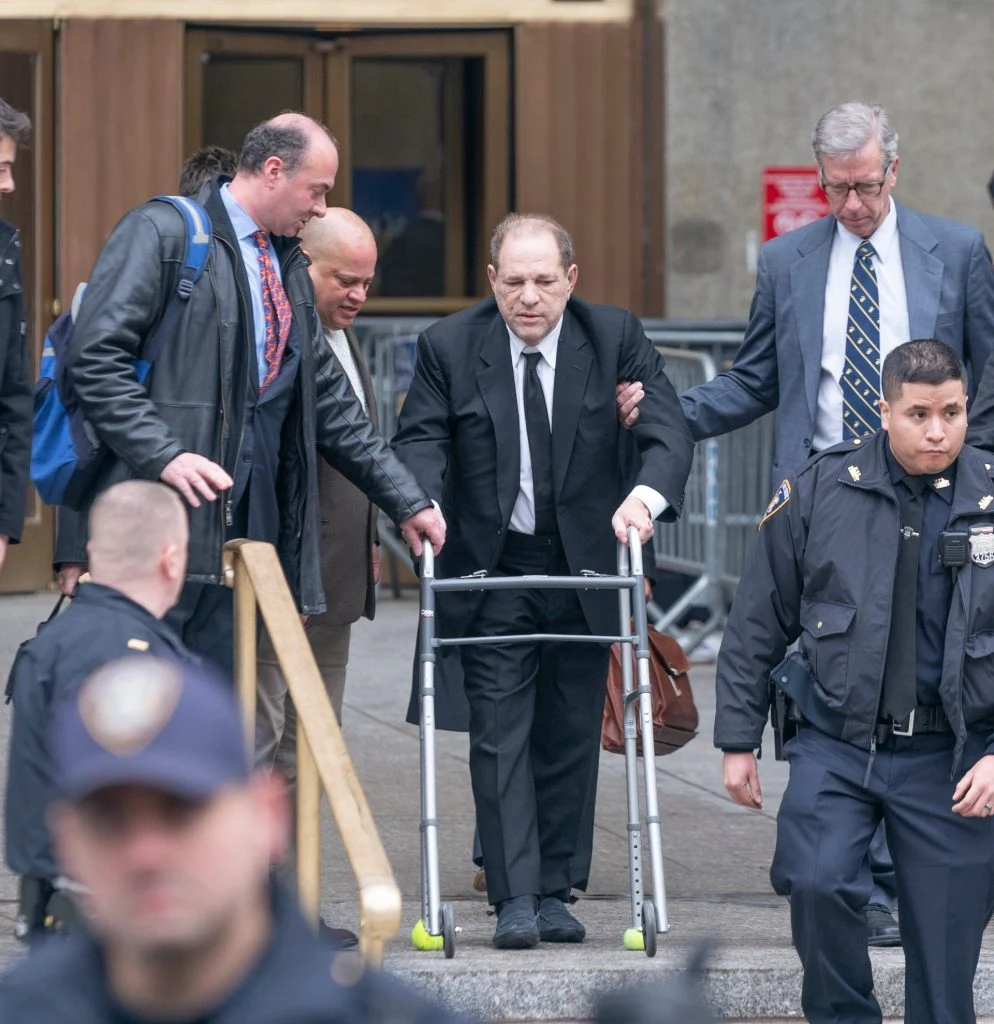 Harvey Weinstein dømt til 16 års fengsel i voldtektssak