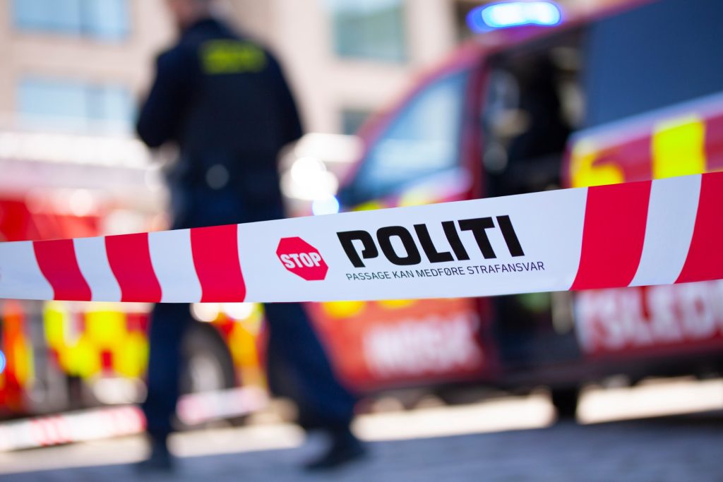 Politiet oppfordrer: Hold deg inne