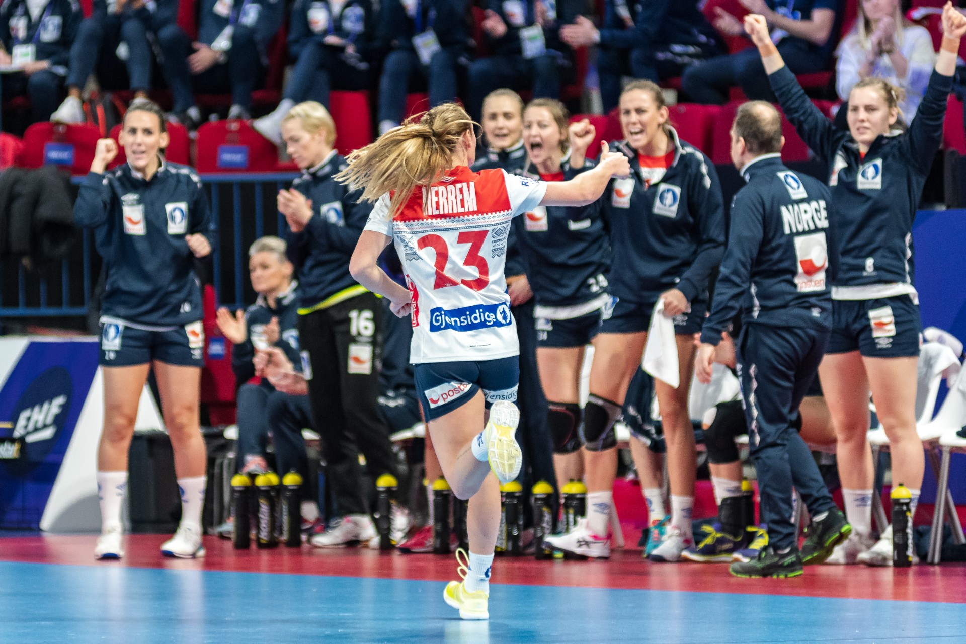 Rett etter VM start: Camilla Herrem i sorg