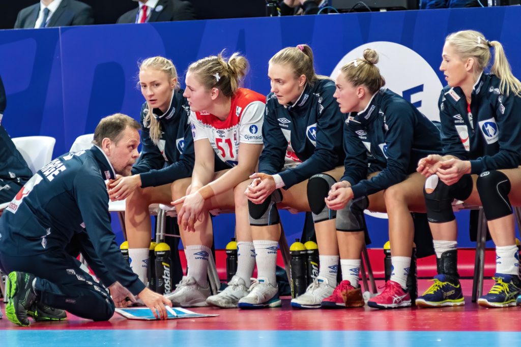 Norske stjerner slaktes etter nederlag