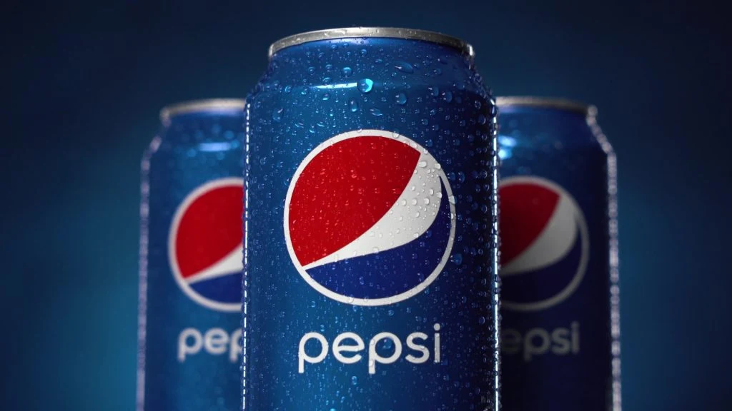 Pepsi overrasker med helt ny smak: Mange elsker det på pizzaen