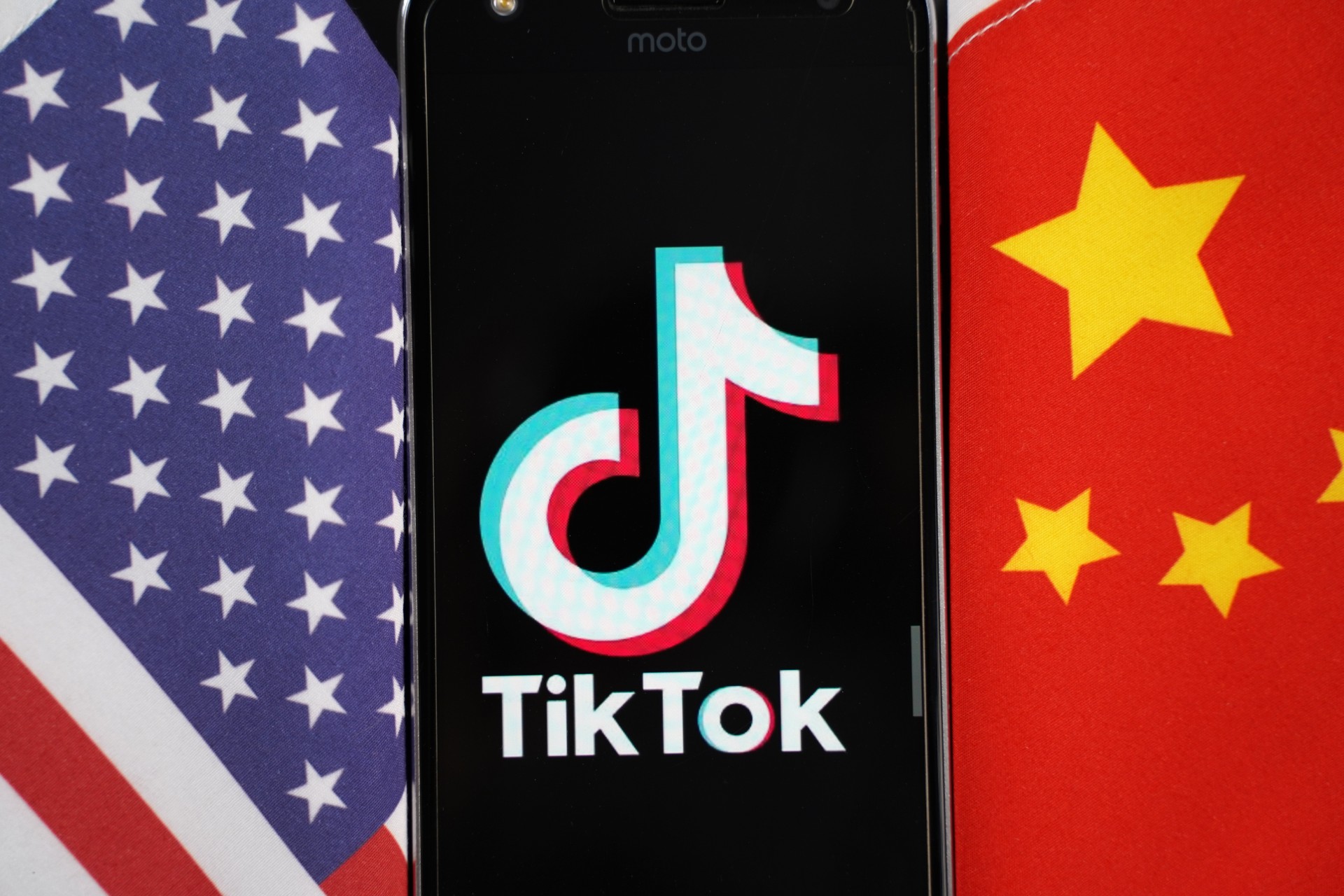 Tiktok stenger i USA søndag