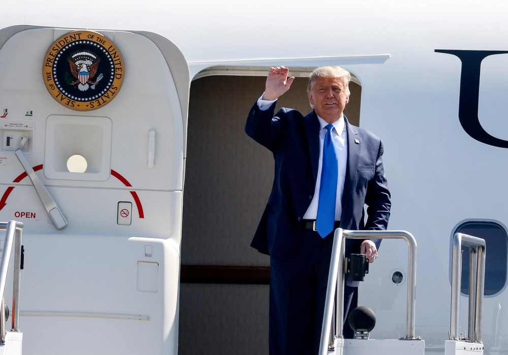 Trump i hardt vær etter mulig flygave fra Qatar
