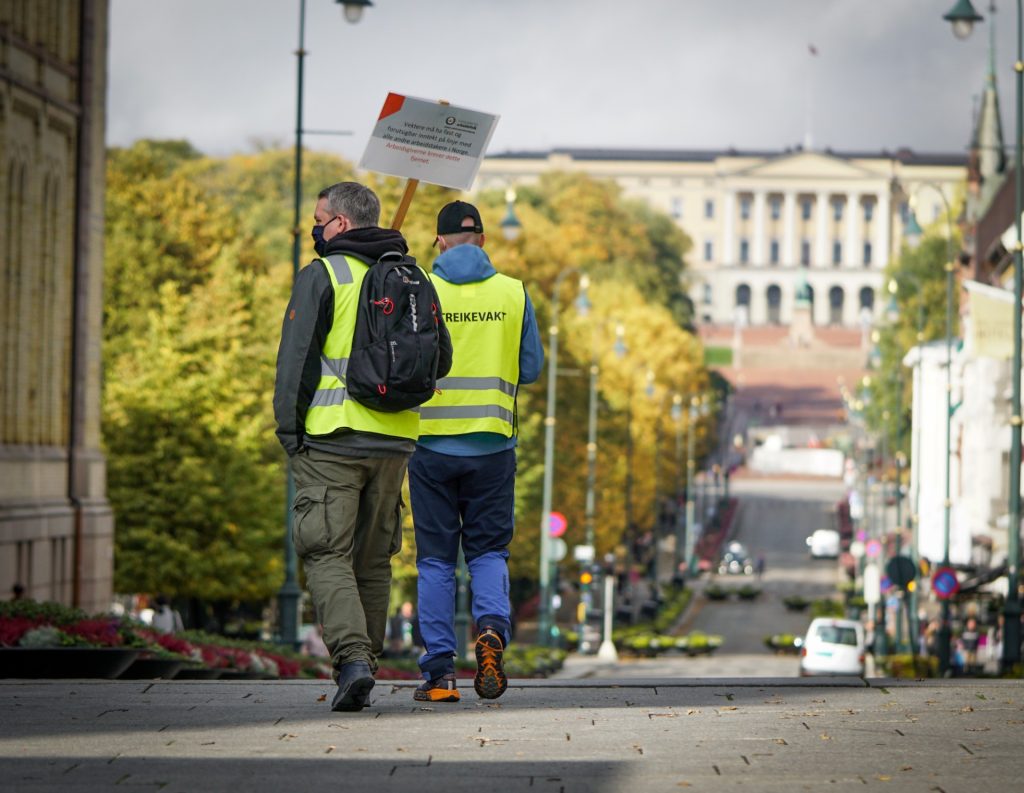 Storstreik rammer Norge: 25 000 nedlegger arbeide