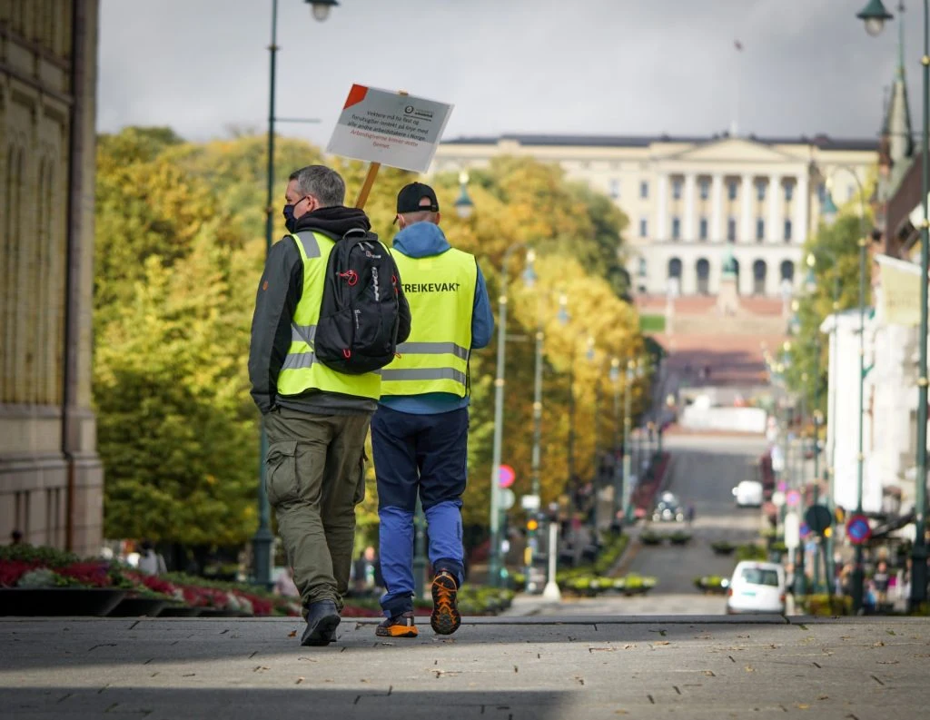 Storstreik rammer Norge: 25 000 nedlegger arbeide