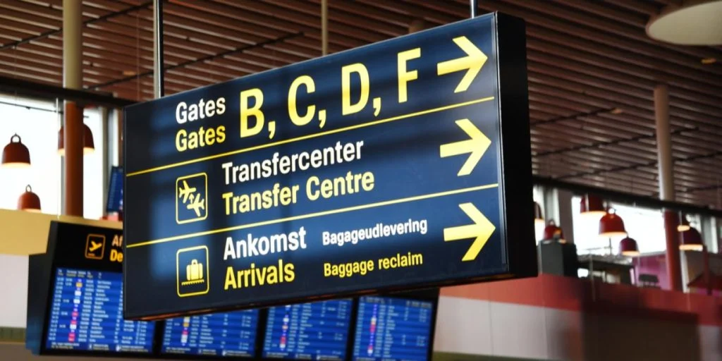Alle fly stoppet på travel flyplass: Trussel om angrep på fly