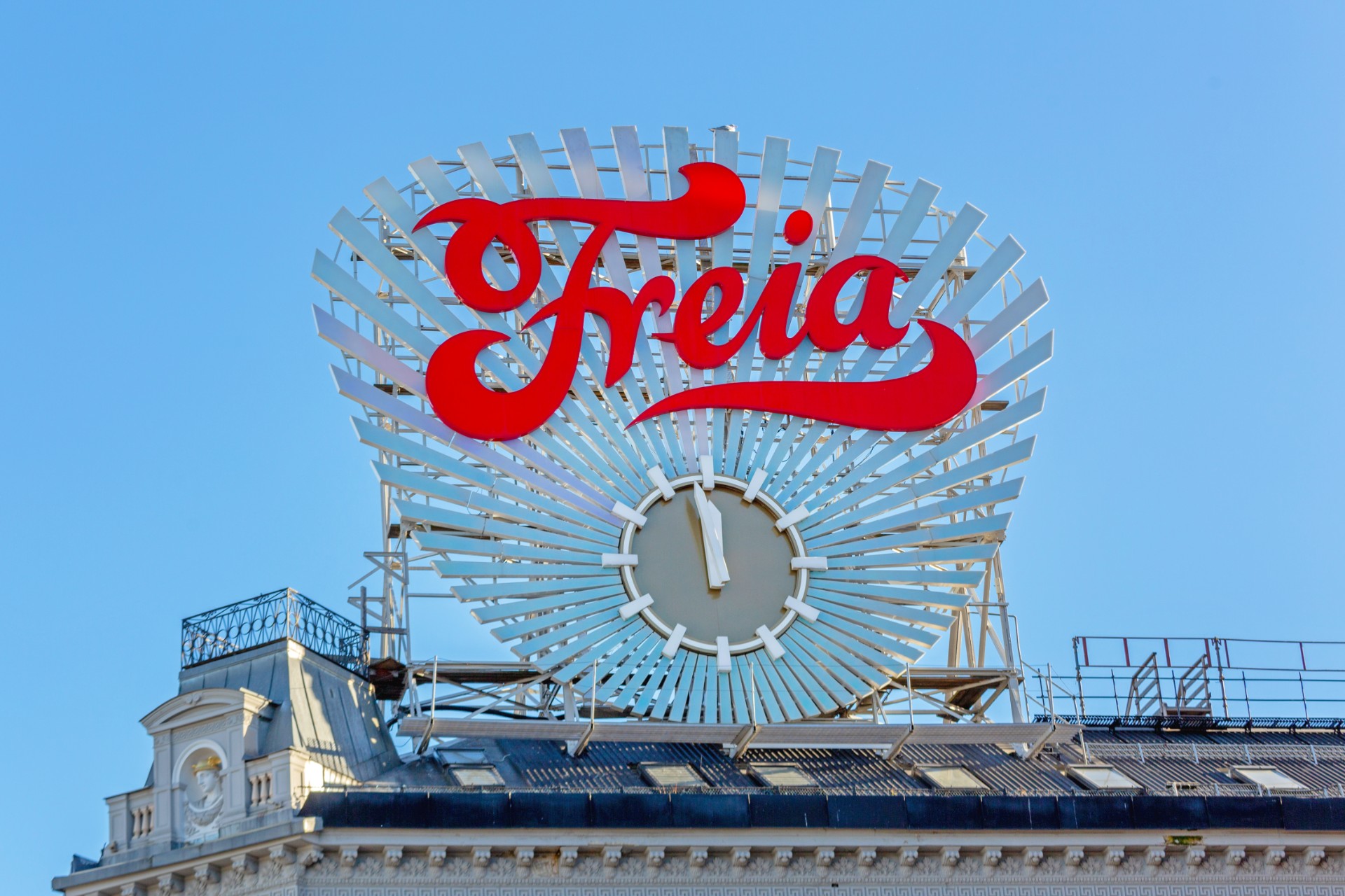 Freia-eier Mondelez: Får gigantisk bot