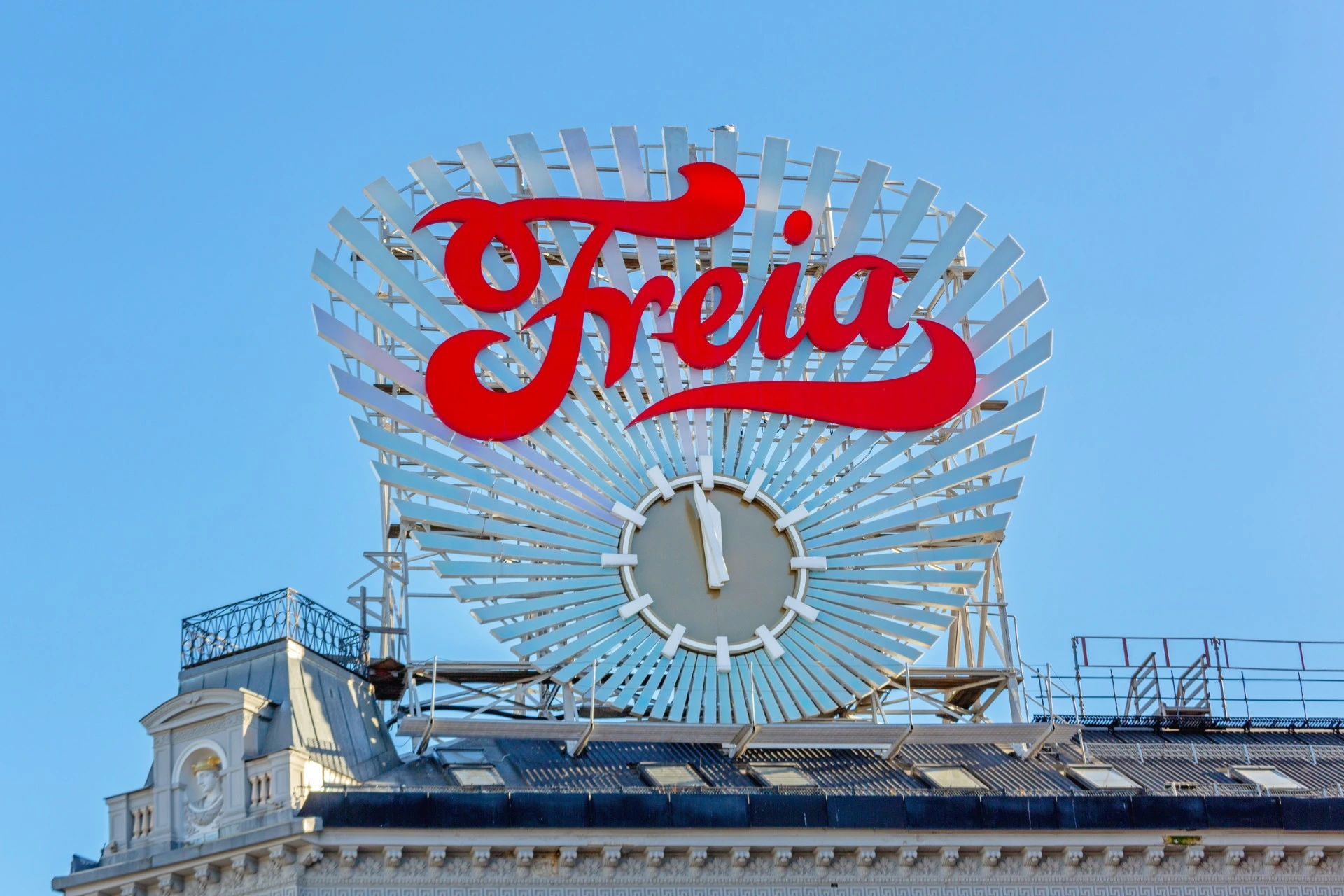 Freia-eier Mondelez: Får gigantisk bot