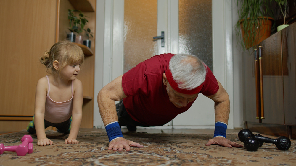 Dette er hvor mange push-ups du burde kunne gjøre, basert på alderen din