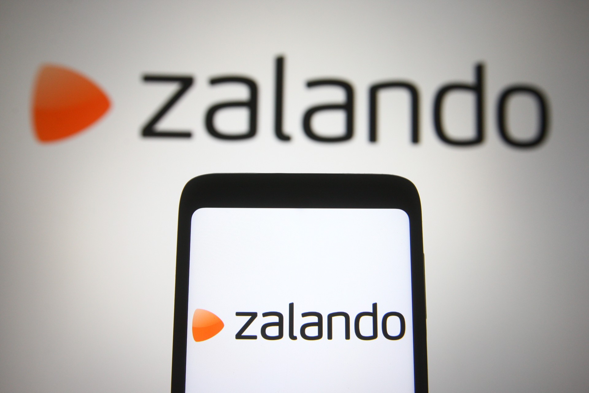 Zalando mister 2 millioner kunder: Men det stopper ikke her