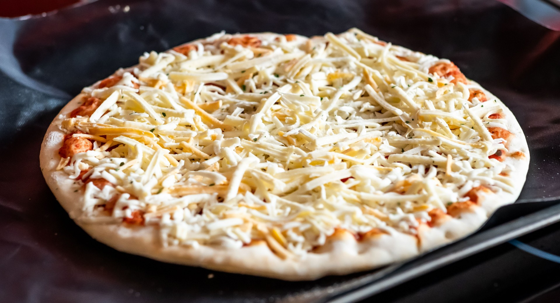 Du har laget din frossenpizza helt feil: Slik får du det perfekte resultatet
